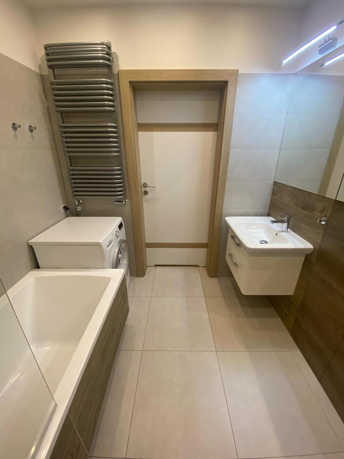 גדינייה Apartament Atrium מראה חיצוני תמונה
